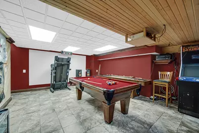 8 W Shakespeare Drive, Valparaiso, IN 46385 - Photo 23