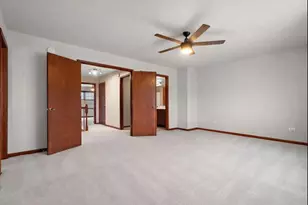 9842 Kreitzburg St, Dyer, IN 46311 - Photo 7