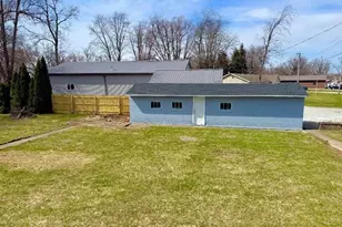 1228 N Main St, Kewanna, IN 46939 - Photo 5