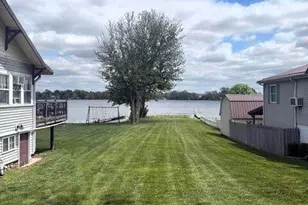 1228 N Main St, Kewanna, IN 46939 - Photo 7