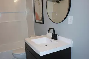 1020 E Cleveland Ave, Hobart, IN 46342 - Photo 9