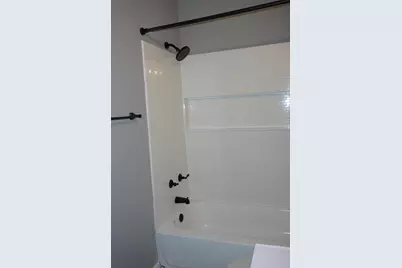 1020 E Cleveland Avenue, Hobart, IN 46342 - Photo 11