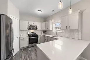 303 Hatch Lake Pkwy, Valparaiso, IN 46385 - Photo 7