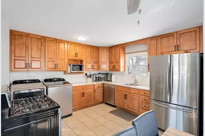 3246 176th Street, Hammond, IN 46323 - Photo 7