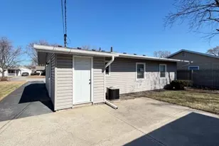 3246 176th St, Hammond, IN 46323 - Photo 17