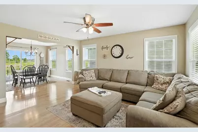 688 Village Pkwy, Lowell, IN 46356 - Photo 5