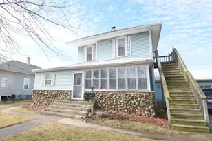 720 N Jefferson St, Rensselaer, IN 47978 - Photo 1