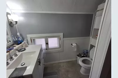 555 W Market Street, Nappanee, IN 46550 - Photo 13