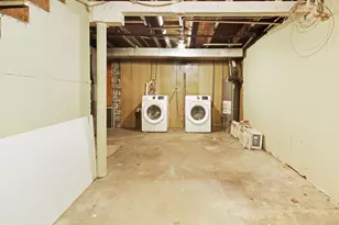 2733 Locust St, Portage, IN 46368 - Photo 13