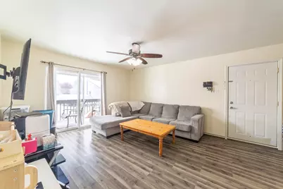 1079 Millpond Road #E, Valparaiso, IN 46385 - Photo 3