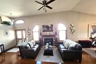 9791 Gettler St, Dyer, IN 46311 - Photo 3