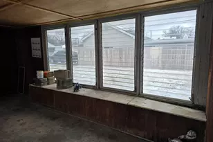 128 N Guyer St, Hobart, IN 46342 - Photo 13