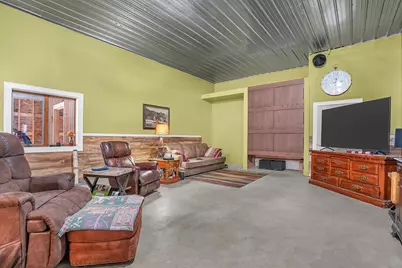 8796 N 100 E, Lake Village, IN 46349 - Photo 5