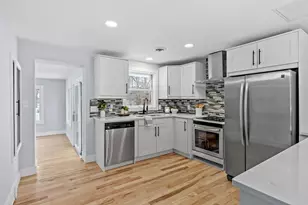 3007 Maple St, Michigan City, IN 46360 - Photo 5