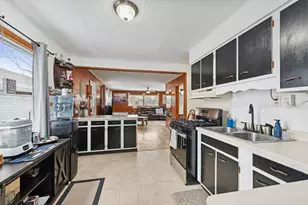 1208 Beulah Vista Blvd, Valparaiso, IN 46383 - Photo 9