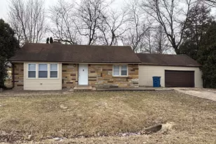 11105 W 105th Pl, Saint John, IN 46373 - Photo 1