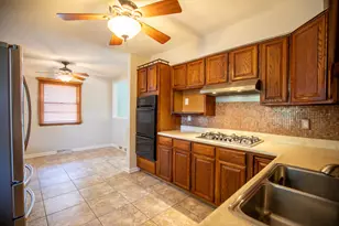 1060 N Vanderburg St, Gary, IN 46403 - Photo 11