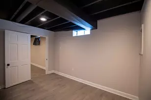 1060 N Vanderburg St, Gary, IN 46403 - Photo 23