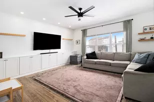 528 Hampton Manor Ct, Valparaiso, IN 46385 - Photo 5