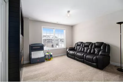 528 Hampton Manor Court, Valparaiso, IN 46385 - Photo 17