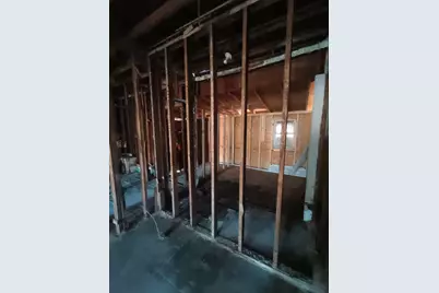 1105 W 15th Avenue, Gary, IN 46407 - Photo 9