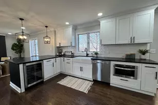 3807 Waxwing Ct, Valparaiso, IN 46383 - Photo 9