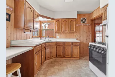 2929 Garfield Avenue, Highland, IN 46322 - Photo 7