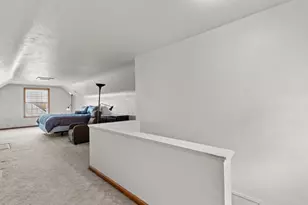 2929 Garfield Ave, Highland, IN 46322 - Photo 13