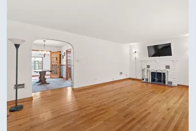 2929 Garfield Avenue, Highland, IN 46322 - Photo 3