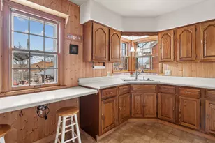 2929 Garfield Ave, Highland, IN 46322 - Photo 5