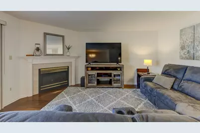 9902 Parkway Drive, Highland, IN 46322 - Photo 7