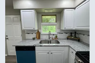 6910 Ash Avenue, Gary, IN 46403 - Photo 9