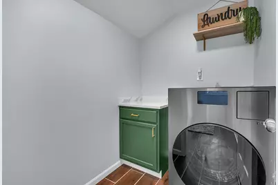 1735 S Fairbanks Street, Griffith, IN 46319 - Photo 19