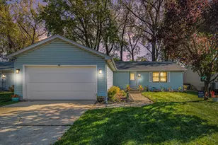 7219 Lindberg Ave, Hammond, IN 46323 - Photo 1