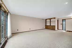 6955 Briergate Ct, Demotte, IN 46310 - Photo 7