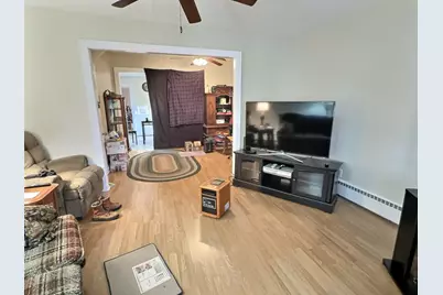 204 E Seymour Street, Kentland, IN 47951 - Photo 3