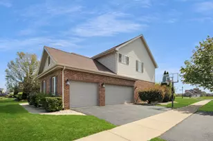 10363 Adler Cove, Saint John, IN 46373 - Photo 3