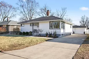 218 Sunset Ln, Munster, IN 46321 - Photo 3