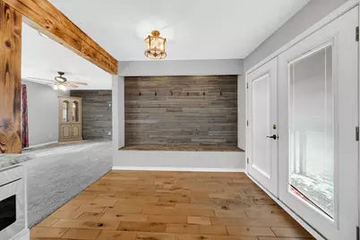 305 E Jackson Street, Chesterton, IN 46304 - Photo 9