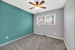 305 E Jackson St, Chesterton, IN 46304 - Photo 15