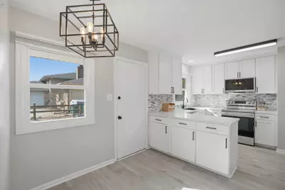 1540 Tulip Lane, Munster, IN 46321 - Photo 7