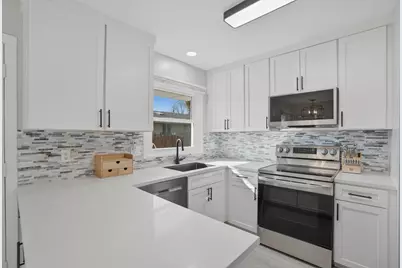 1540 Tulip Lane, Munster, IN 46321 - Photo 5