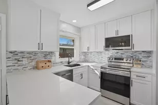 1540 Tulip Ln, Munster, IN 46321 - Photo 5