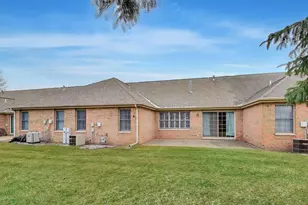 1734 Windfield Dr, Munster, IN 46321 - Photo 21