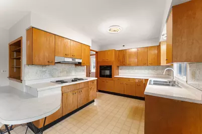 8626 Christopher Drive, Saint John, IN 46373 - Photo 9