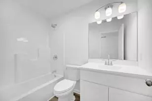 522 Oxford Rd, Kingsford Heights, IN 46346 - Photo 13