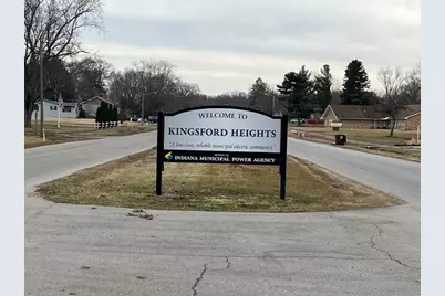 522 Oxford Road, Kingsford Heights, IN 46346 - Photo 5