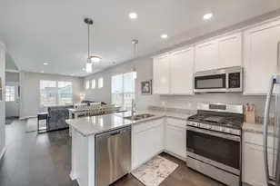 11803 Rhode Island St, Crown Point, IN 46307 - Photo 5