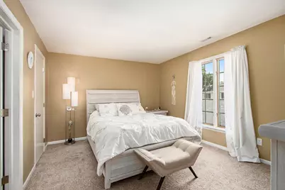 2305 Martha Street #D2, Highland, IN 46322 - Photo 9