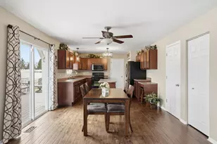 10843 Hillcrest Ln, Dyer, IN 46311 - Photo 11